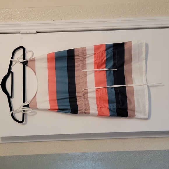 👗Cover up dress👗 - Picture 2 of 4